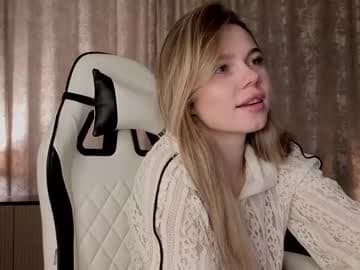 Goal - kiss my shoulder thinking about you😍 May I know what you like most here? what are you doing on this site?  Hi, my name is Emilia! #18 #teen #young #new #shy [41 tokens remaining]